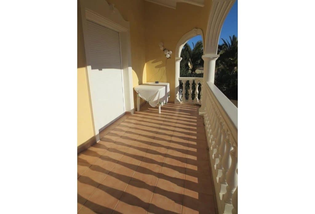 5 bedroom Villa for sale in Calpe / Calp with pool - € 749,000 (Ref: 10043887)