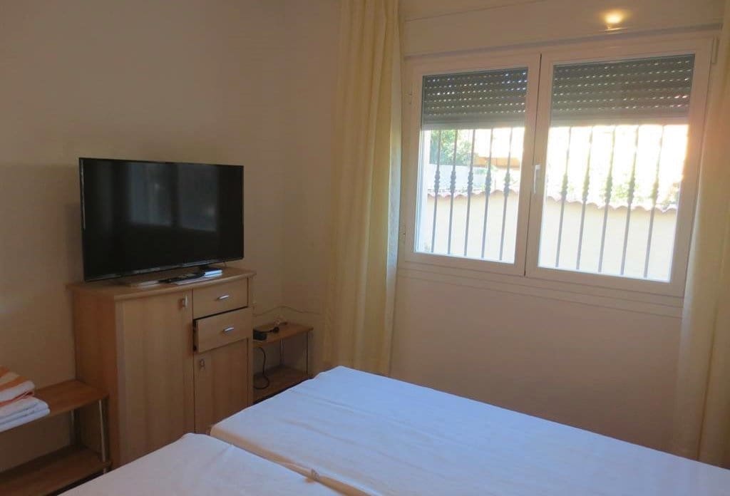 5 bedroom Villa for sale in Calpe / Calp with pool - € 749,000 (Ref: 10043887)