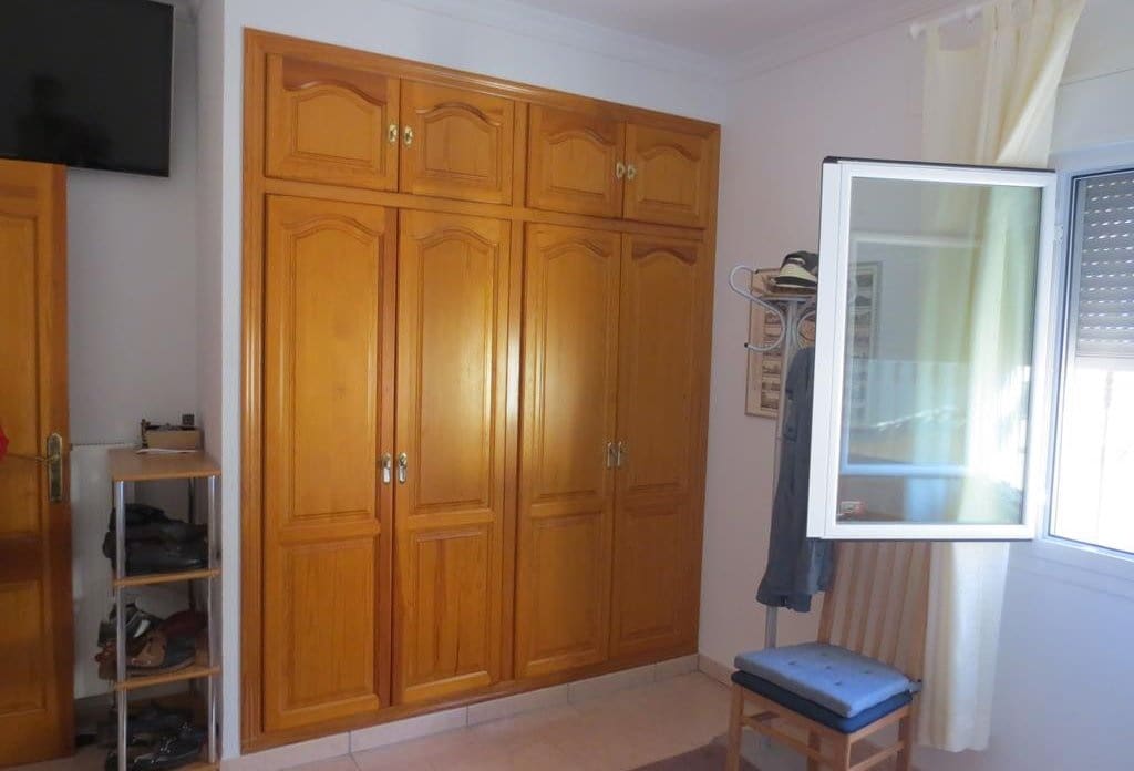5 bedroom Villa for sale in Calpe / Calp with pool - € 749,000 (Ref: 10043887)