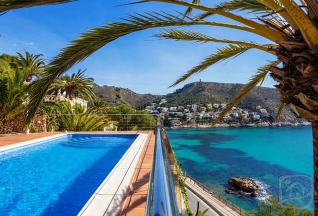 4 Zimmer Villa zu verkaufen in El Portet - Pla de Mar, Teulada-Moraira mit Pool - 2.900.000 € (Ref: 10043888)