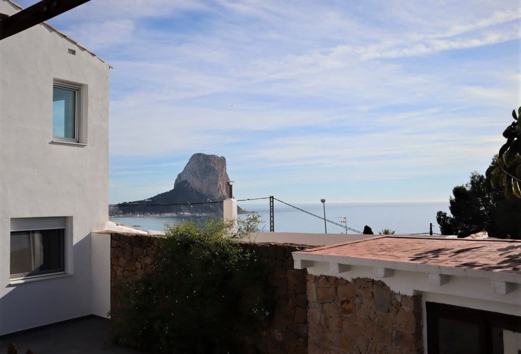 4 Zimmer Villa zu verkaufen in Calpe / Calp mit Pool - 750.000 € (Ref: 10043889)