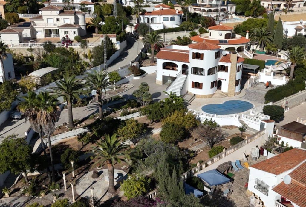 6 soverom Villa til salgs i Calpe / Calp med svømmebasseng - € 995 000 (Ref: 10043894)