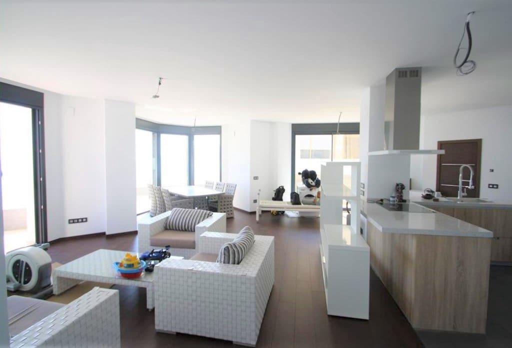 3 quarto Apartamento para venda em Calpe / Calp - 750 000 € (Ref: 10043897)