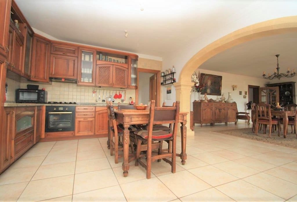 3 bedroom Villa for sale in Calpe / Calp with pool - € 650,000 (Ref: 10043898)