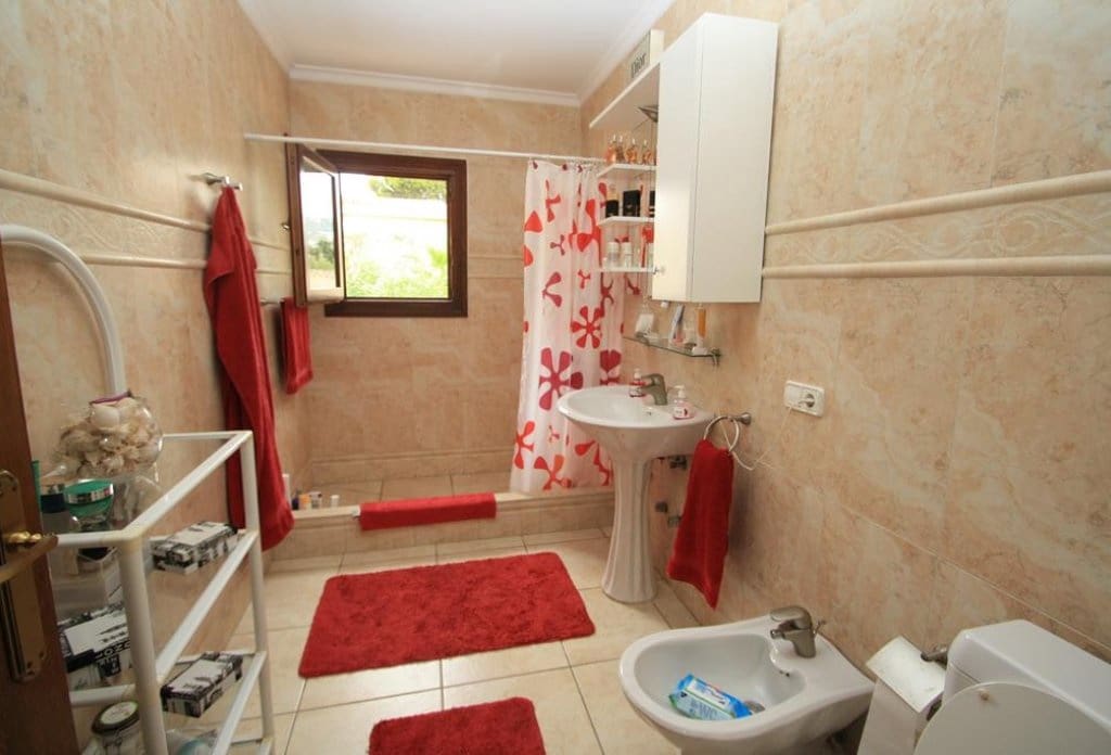 3 bedroom Villa for sale in Calpe / Calp with pool - € 650,000 (Ref: 10043898)
