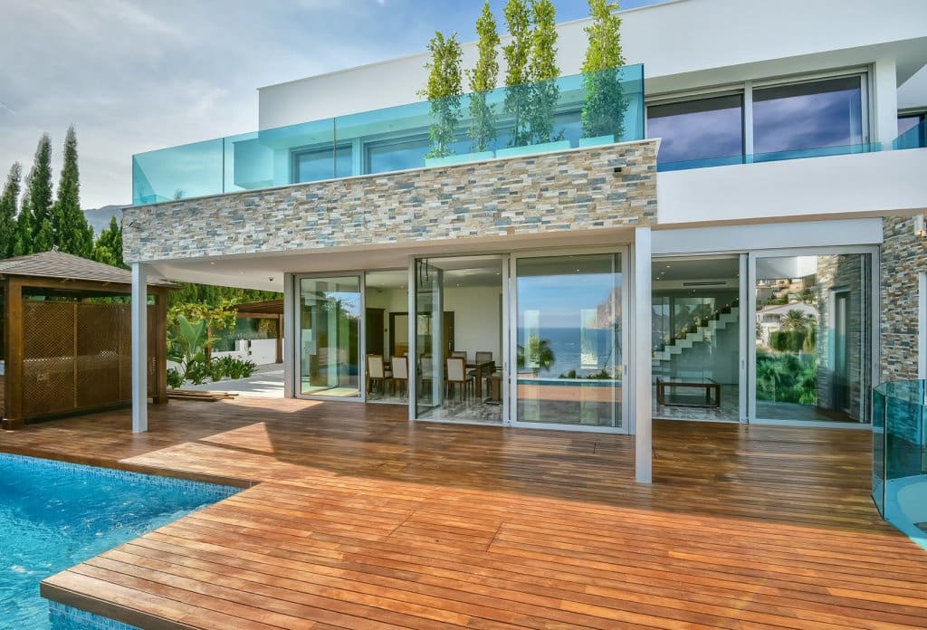 2 bedroom Villa for sale in Calpe / Calp with pool - € 2,950,000 (Ref: 10043900)