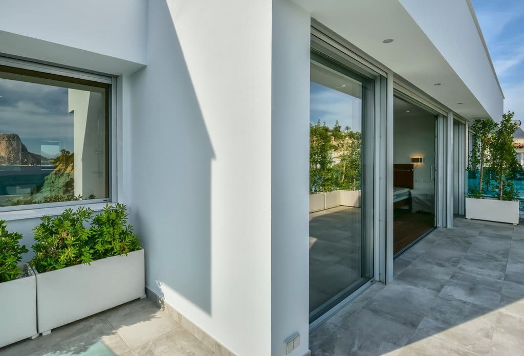 2 bedroom Villa for sale in Calpe / Calp with pool - € 2,950,000 (Ref: 10043900)