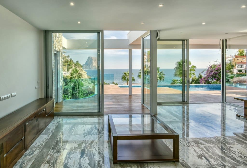 2 bedroom Villa for sale in Calpe / Calp with pool - € 2,950,000 (Ref: 10043900)