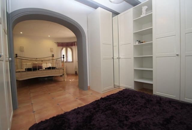 6 quarto Moradia para venda em Casco Urbano, Teulada-Moraira com piscina - 1 100 000 € (Ref: 10043901)