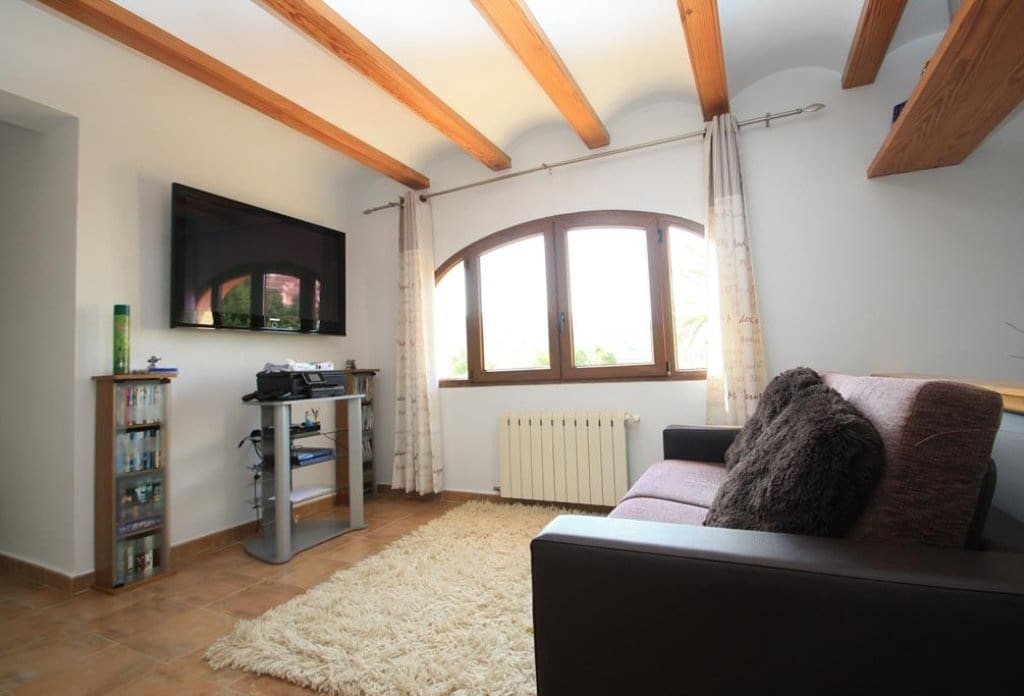 6 quarto Moradia para venda em Moraira com piscina - 1 100 000 € (Ref: 10043901)