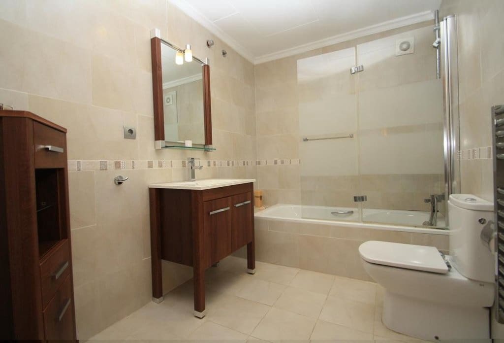 6 quarto Moradia para venda em Moraira com piscina - 1 100 000 € (Ref: 10043901)