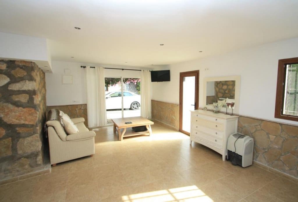 6 quarto Moradia para venda em Moraira com piscina - 1 100 000 € (Ref: 10043901)