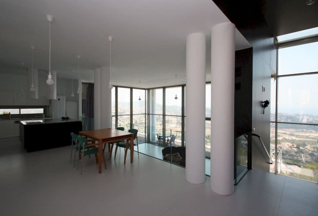 6 bedroom Villa for sale in Calpe / Calp with pool - € 1,950,000 (Ref: 10043903)