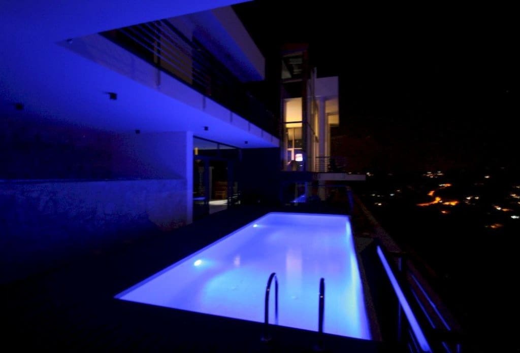 6 bedroom Villa for sale in Calpe / Calp with pool - € 1,950,000 (Ref: 10043903)