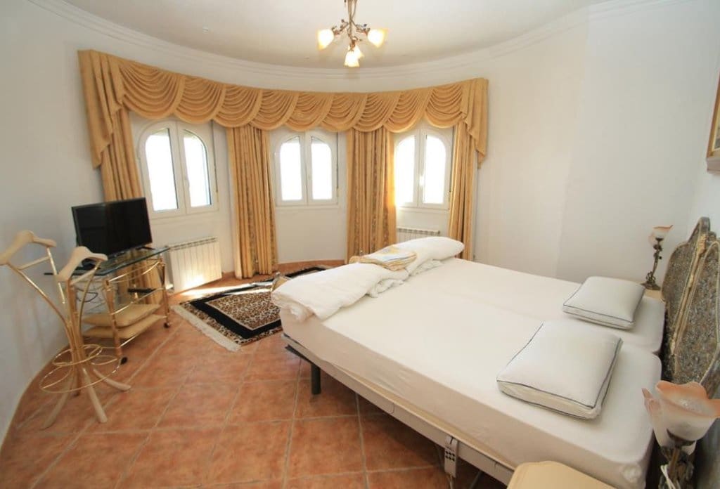 5 quarto Moradia para venda em Calpe / Calp com piscina - 1 500 000 € (Ref: 10043904)