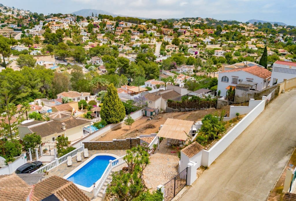 Ubebygd land til salgs i Benissa - € 199 000 (Ref: 10043906)