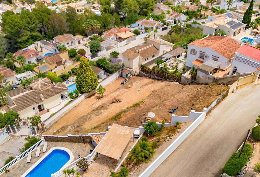 Ubebygd land til salgs i Benissa - € 199 000 (Ref: 10043906)