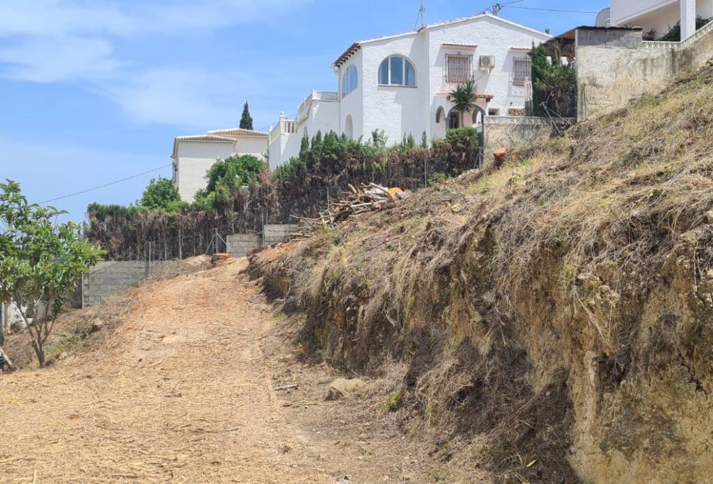 Ubebygd land til salgs i Benissa - € 199 000 (Ref: 10043906)