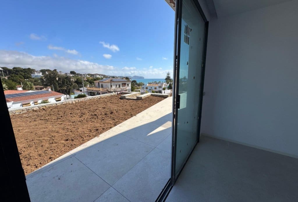 Chalet de 4 habitaciones en Benissa en venta con piscina - 3.195.000 € (Ref: 10043909)