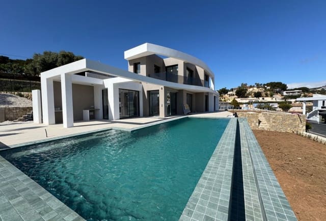 Chalet de 4 habitaciones en Benissa en venta con piscina - 3.195.000 € (Ref: 10043909)