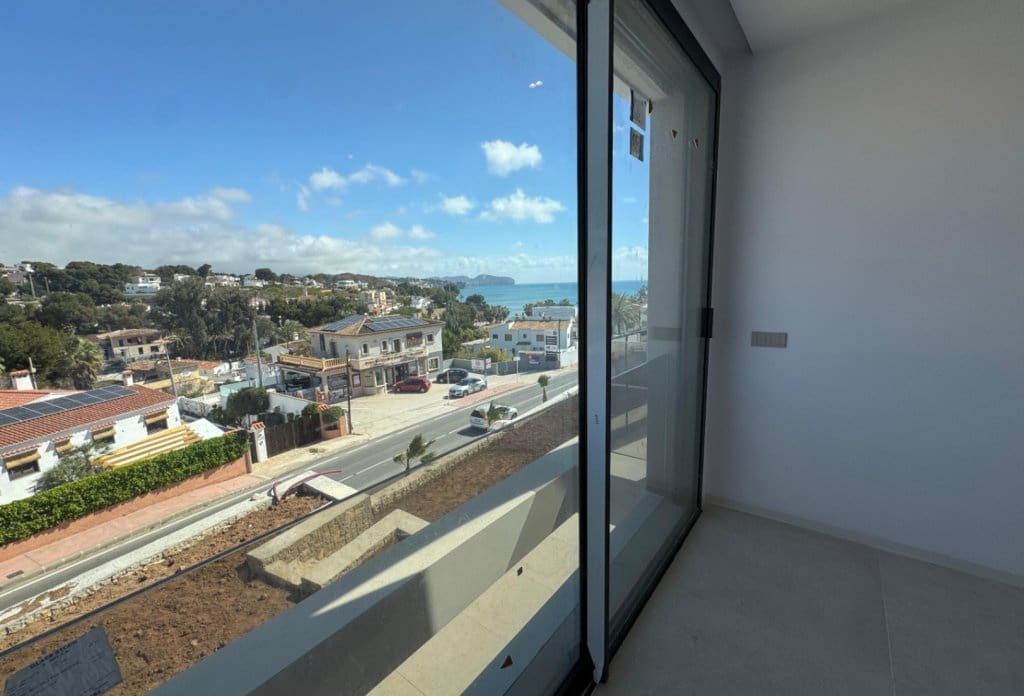 Chalet de 4 habitaciones en Benissa en venta con piscina - 3.195.000 € (Ref: 10043909)