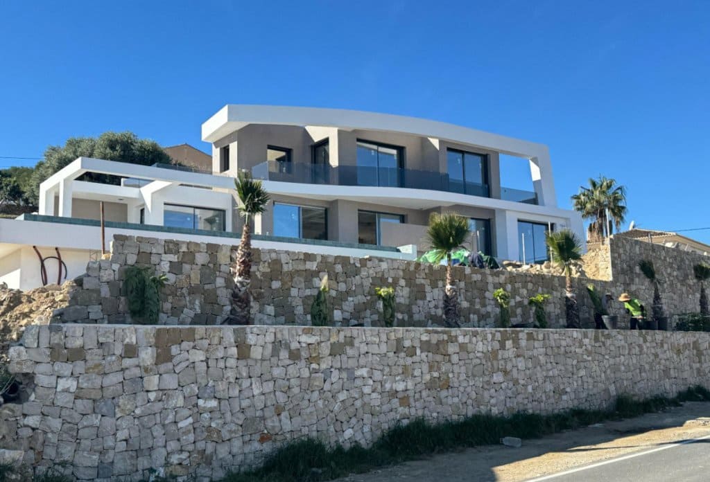 Chalet de 4 habitaciones en Benissa en venta con piscina - 3.195.000 € (Ref: 10043909)