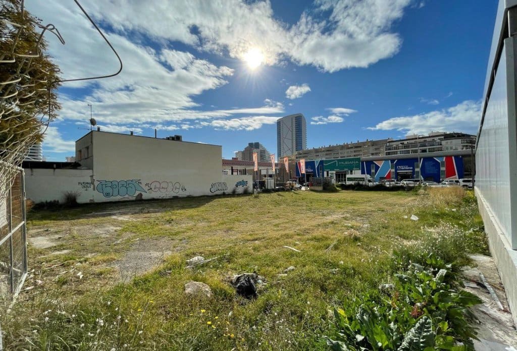 Rakentamaton maa myytävänä paikassa Calpe / Calp - 1 100 000 € (Ref: 10043914)