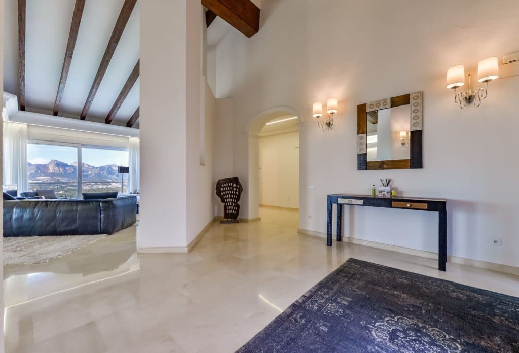 4 soveværelse Villa til salg i Altea med swimmingpool - € 2.650.000 (Ref: 10043915)