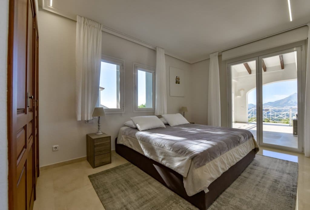 4 soveværelse Villa til salg i Altea med swimmingpool - € 2.650.000 (Ref: 10043915)