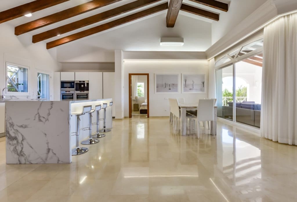 4 soveværelse Villa til salg i Altea med swimmingpool - € 2.650.000 (Ref: 10043915)