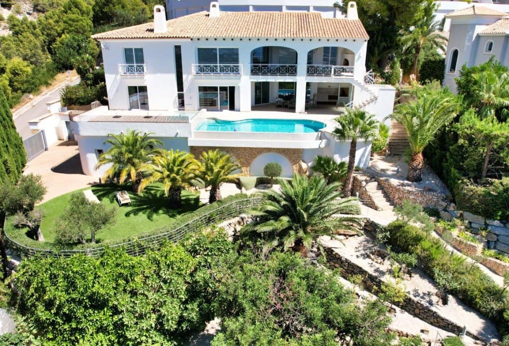 4 soveværelse Villa til salg i Altea med swimmingpool - € 2.650.000 (Ref: 10043915)