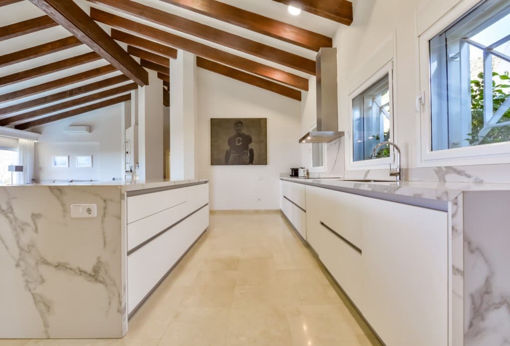 4 soveværelse Villa til salg i Altea med swimmingpool - € 2.650.000 (Ref: 10043915)