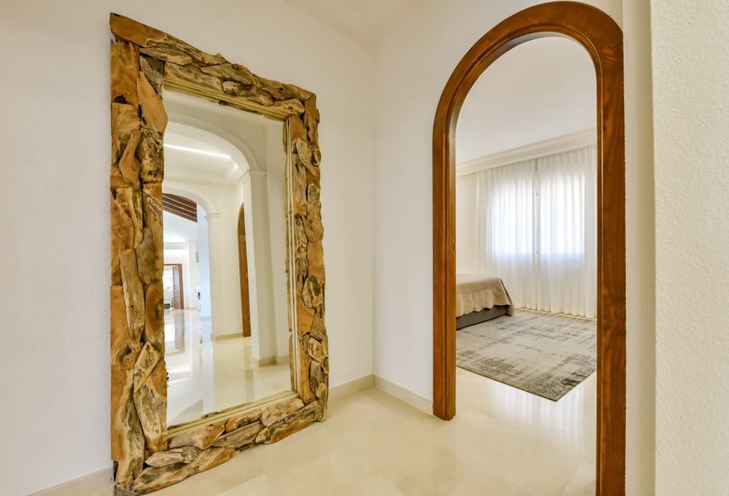 4 soveværelse Villa til salg i Altea med swimmingpool - € 2.650.000 (Ref: 10043915)
