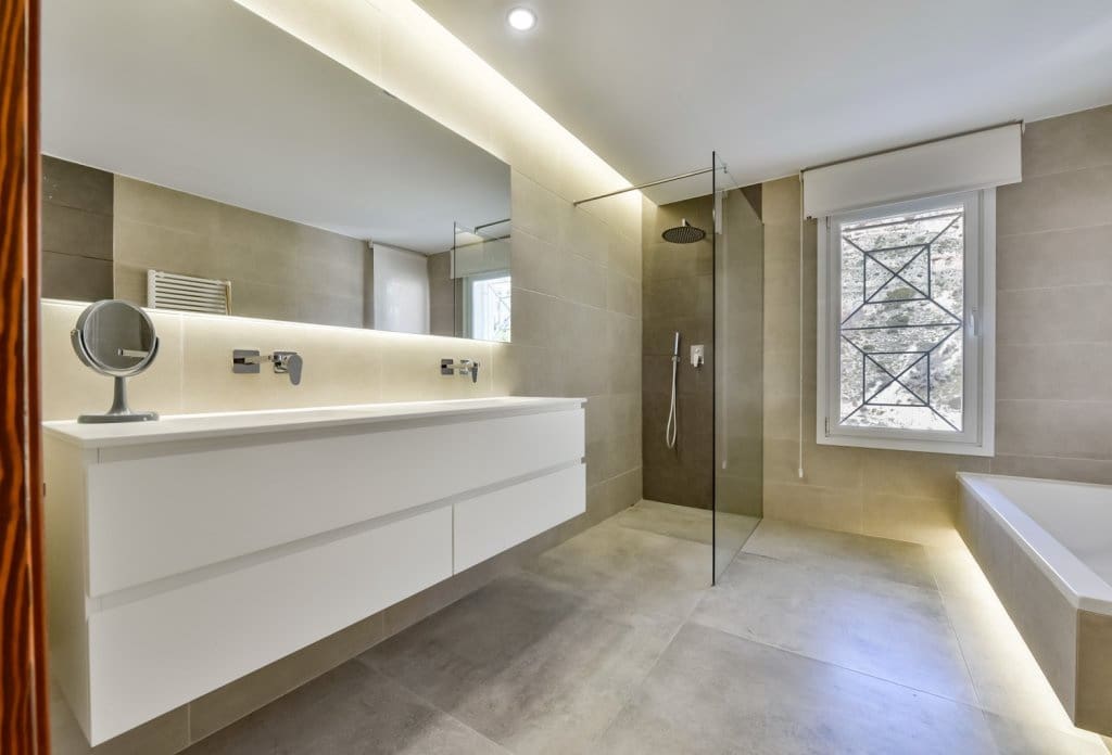 4 soveværelse Villa til salg i Altea med swimmingpool - € 2.650.000 (Ref: 10043915)