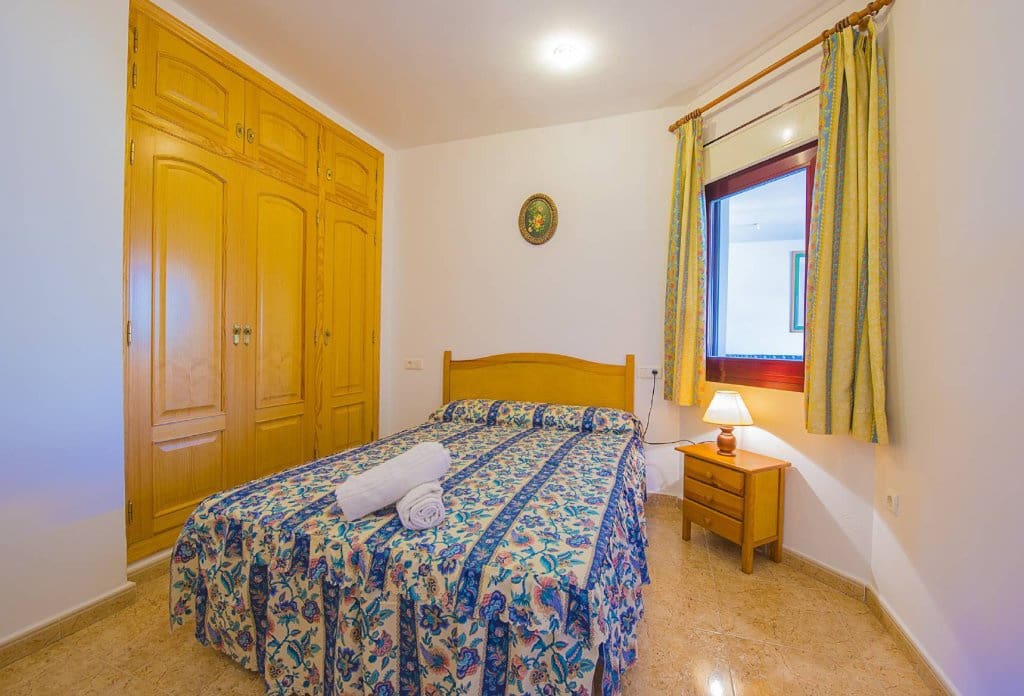 11 bedroom Villa for sale in Calpe / Calp with pool - € 950,000 (Ref: 10043919)