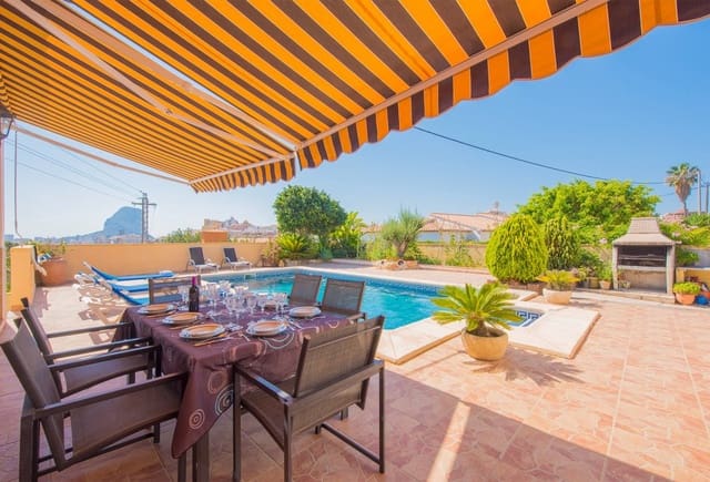 4 chambre Villa/Maison à vendre à Calpe / Calp avec piscine - 950 000 € (Ref: 10043929)