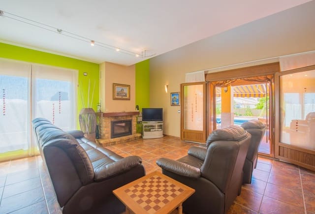 4 chambre Villa/Maison à vendre à Calpe / Calp avec piscine - 950 000 € (Ref: 10043929)