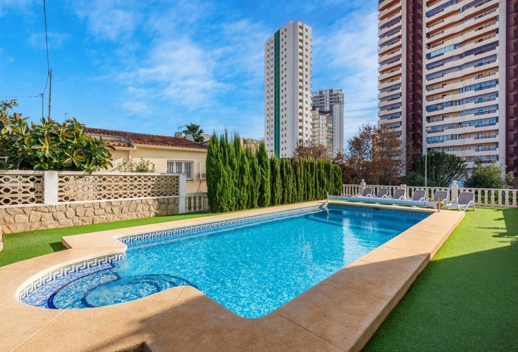 13 slaapkamer Villa te koop in Calpe / Calp met zwembad - € 2.125.000 (Ref: 10043933)