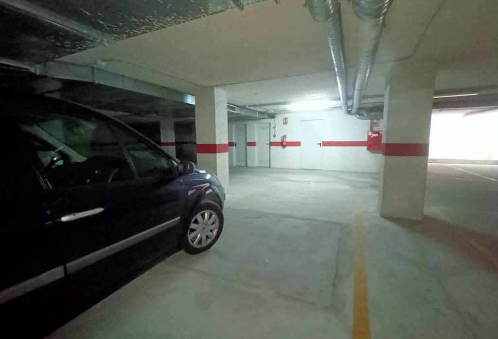 Garage in vendita in Calpe / Calp - 24.000 € (Rif: 10043935)
