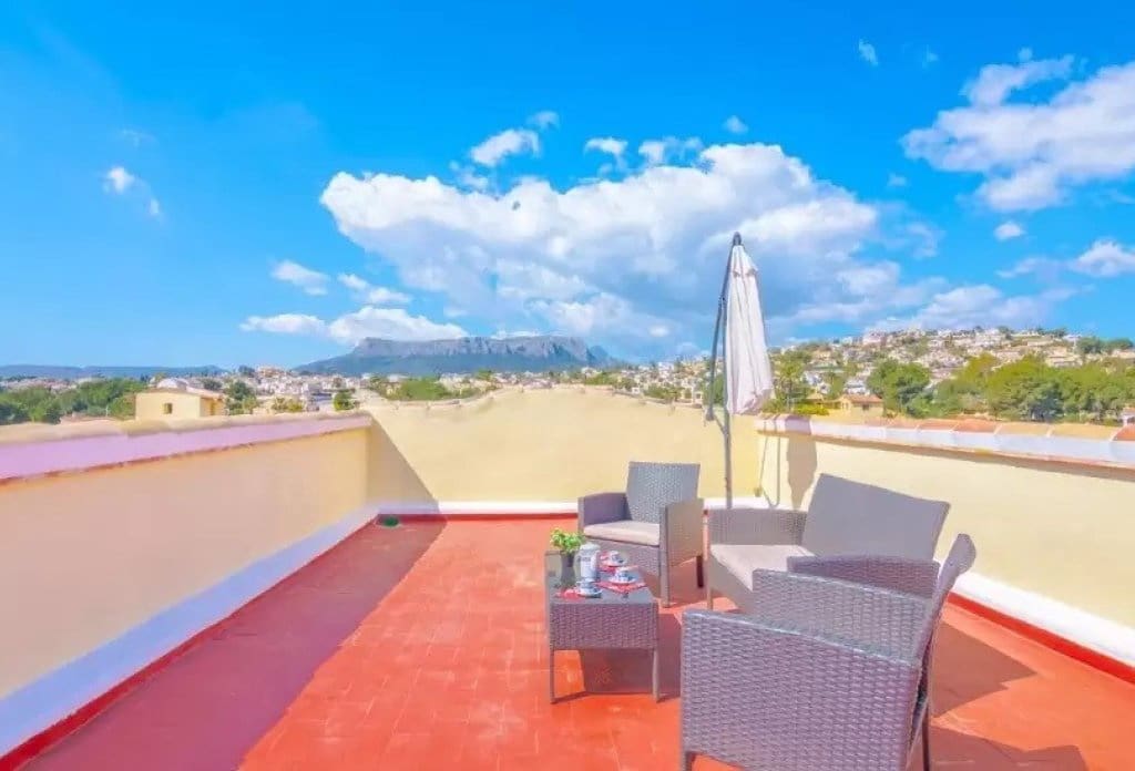 5 chambre Villa/Maison à vendre à Calpe / Calp avec piscine - 710 000 € (Ref: 10043939)