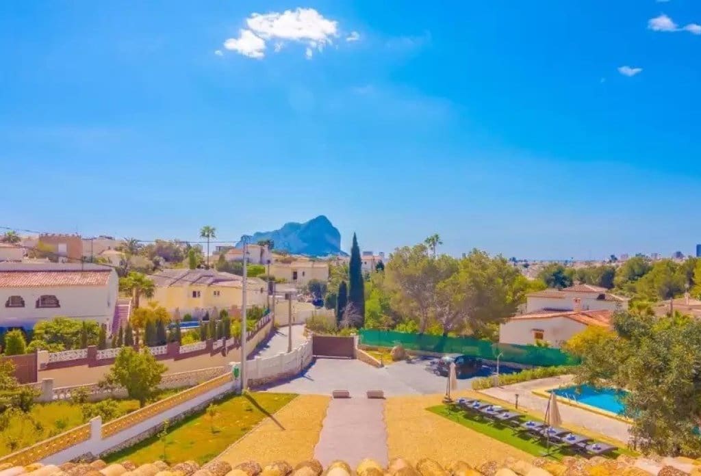 5 chambre Villa/Maison à vendre à Calpe / Calp avec piscine - 710 000 € (Ref: 10043939)