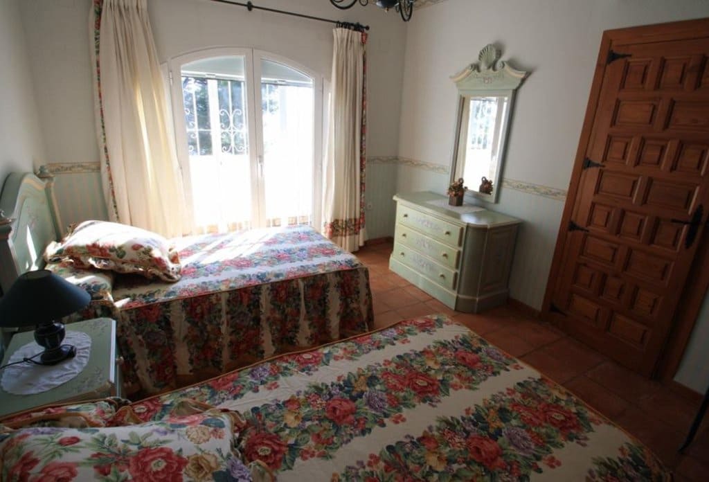 4 chambre Villa/Maison à vendre à Calpe / Calp avec piscine - 2 500 000 € (Ref: 10043940)
