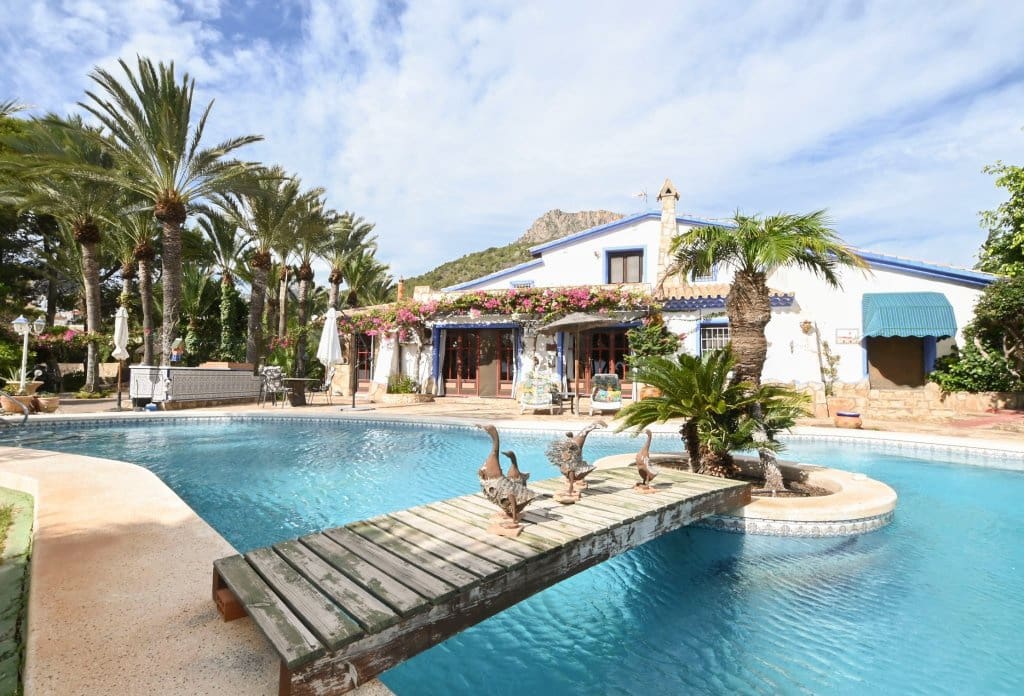 4 chambre Villa/Maison à vendre à Calpe / Calp avec piscine - 1 908 900 € (Ref: 10043944)