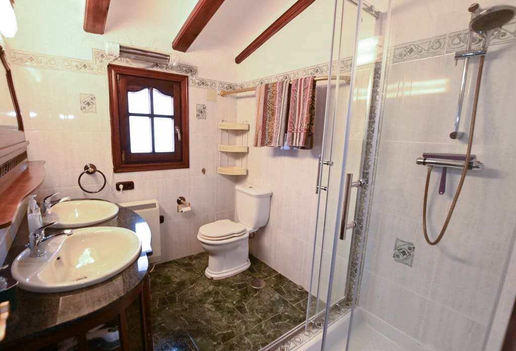 4 chambre Villa/Maison à vendre à Calpe / Calp avec piscine - 1 908 900 € (Ref: 10043944)