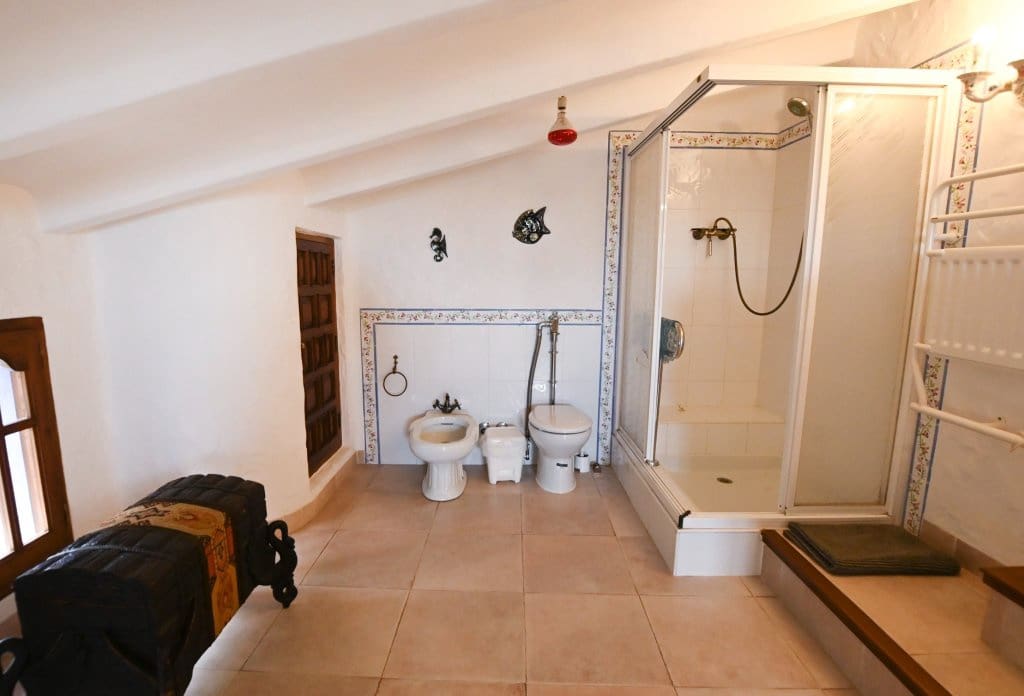 4 chambre Villa/Maison à vendre à Calpe / Calp avec piscine - 1 908 900 € (Ref: 10043944)