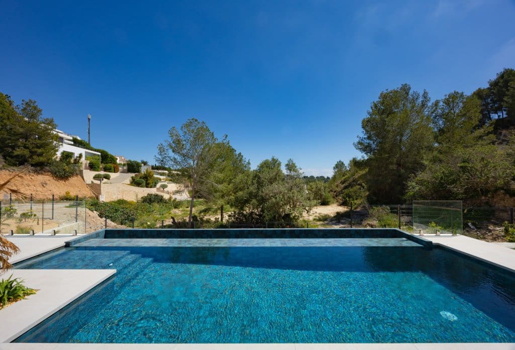Chalet de 4 habitaciones en Benissa en venta con piscina - 1.700.000 € (Ref: 10043950)
