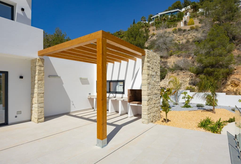 Chalet de 4 habitaciones en Benissa en venta con piscina - 1.700.000 € (Ref: 10043950)