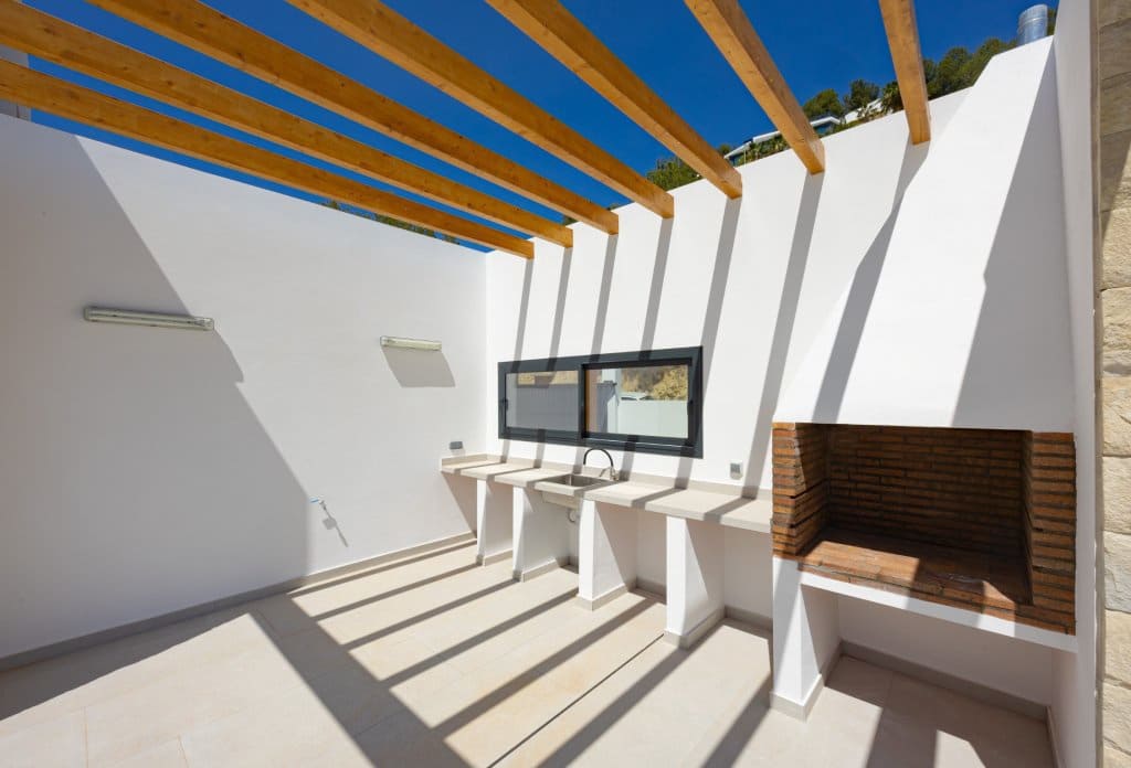 Chalet de 4 habitaciones en Benissa en venta con piscina - 1.700.000 € (Ref: 10043950)