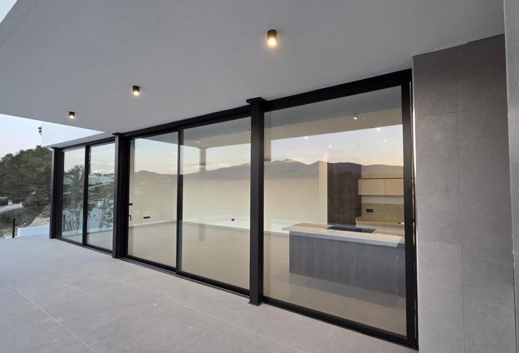 3 makuuhuone Huvila myytävänä paikassa Calpe / Calp mukana uima-altaan - 1 135 000 € (Ref: 10043952)