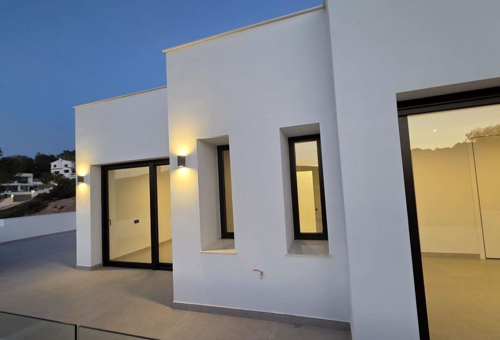 3 makuuhuone Huvila myytävänä paikassa Calpe / Calp mukana uima-altaan - 1 135 000 € (Ref: 10043952)